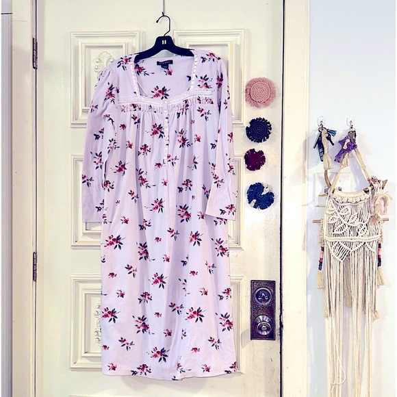 Vintage:Cozy Sweet Pink Floral Print Long Sleeve Nightgown By “Earth Angel’s” LG - Picture 9 of 16